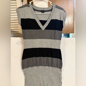 Maurices Gray and Black Knit Top